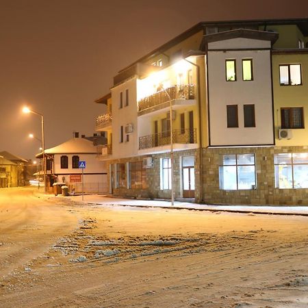 Petrov Apartment Trjavna Exteriör bild